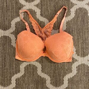Victoria’s Secret lined Demi bra size 34DDD